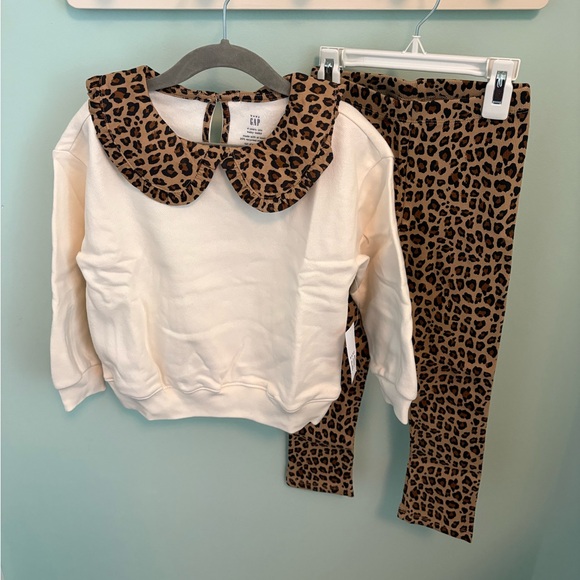 Gap VintageSoft Leopard Sweatshirt & Leggings Set - Picture 1 of 9